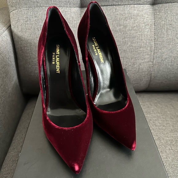 Saint Laurent BRAND NEW heels - Picture 1 of 8